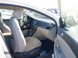 ✅ 2015 Hyundai Sonata SE • VIN: 5NPE24AF5FH233121 • Лот: 43636829. Опубликован ранее на IAAI с пробегом 168 195 миль. Бесплатный доступ к архиву аукционных продаж из США и подробный отчёт об истории автомобиля на DreamBid. Изображение 5.