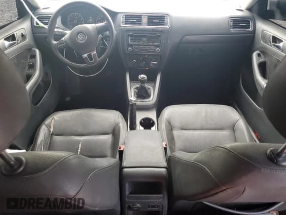 ✅ 2012 Volkswagen Jetta SE • VIN: 3VWBP7AJ6CM030395 • Lot: 86772425. Listed on Copart with 224,230 mi. Free auction sales archive from the USA and detailed vehicle history report at DreamBid. Image 8.