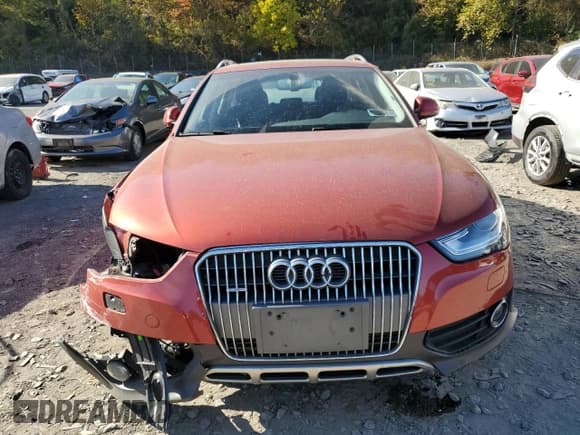 ✅ 2013 Audi allroad A4 Premium Plus • VIN: WA1UFAFL3DA217298 • Лот: 76786314. Опубликован ранее на Copart с пробегом 143 028 миль. Бесплатный доступ к архиву аукционных продаж из США и подробный отчёт об истории автомобиля на DreamBid. Изображение 5.