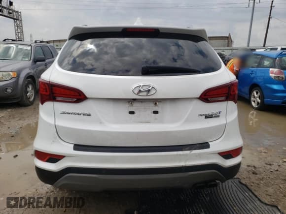 ✅ 2018 Hyundai Santa Fe Ultimate • VIN: 5NMZWDLA4JH103702 • Лот: 51429693. Опубликован ранее на Copart с пробегом Не указан. Бесплатный доступ к архиву аукционных продаж из США и подробный отчёт об истории автомобиля на DreamBid. Изображение 6.