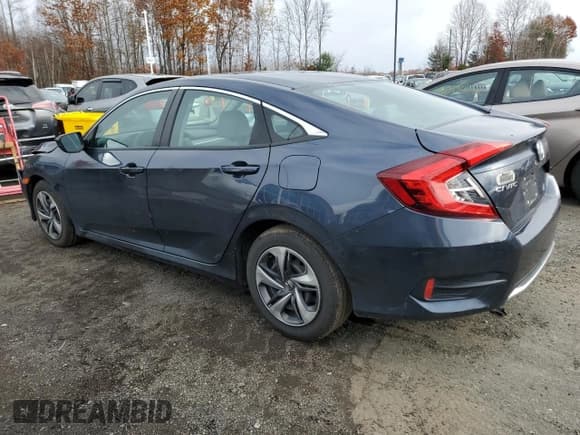 ✅ 2021 Honda Civic LX • VIN: 2HGFC2F65MH557708 • Lot: 92298735. Wystawiony na Copart z przebiegiem 104 002 mil. Bezpłatny archiwum sprzedaży aukcyjnych z USA i szczegółowy raport historii pojazdu na DreamBid. Zdjęcie 2.