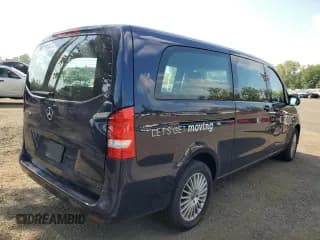 ✅ 2022 Mercedes-Benz Metris Cargo • VIN: W1YV0CEY9N3977533 • Lot: 64814263. Wystawiony na Copart z przebiegiem 7 188 mil. Bezpłatny archiwum sprzedaży aukcyjnych z USA i szczegółowy raport historii pojazdu na DreamBid. Zdjęcie 3.