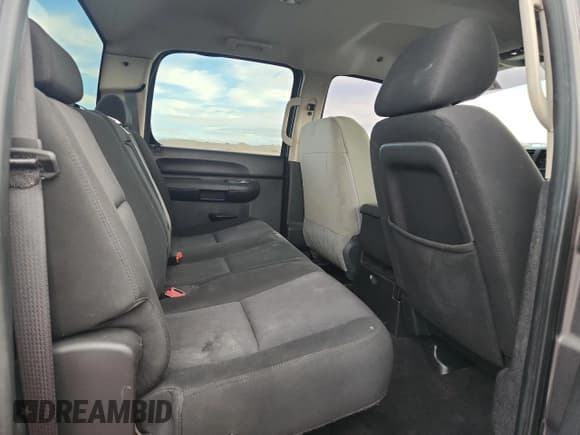 ✅ 2010 Chevrolet Silverado 2500HD LT • VIN: 1GC4KXB66AF133737 • Лот: 84300895. Опубликован ранее на Copart с пробегом Не указан. Бесплатный доступ к архиву аукционных продаж из США и подробный отчёт об истории автомобиля на DreamBid. Изображение 10.