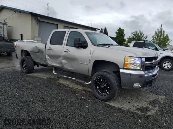 ✅ 2007 Chevrolet Silverado 2500HD 2LT • VIN: 1GCHK23697F504854 • Лот: 58057985. Опубликован ранее на Copart с пробегом 269 143 миль. Бесплатный доступ к архиву аукционных продаж из США и подробный отчёт об истории автомобиля на DreamBid. Изображение 4.