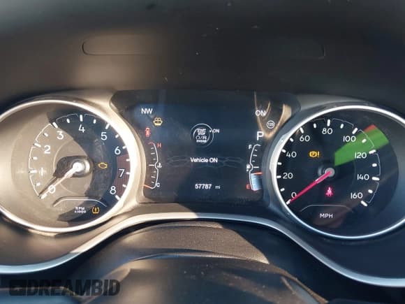 ✅ 2019 Jeep Compass Altitude • VIN: 3C4NJCBB0KT743606 • Lot: 41468490. Wystawiony na IAAI z przebiegiem 57 787 mil. Bezpłatny archiwum sprzedaży aukcyjnych z USA i szczegółowy raport historii pojazdu na DreamBid. Zdjęcie 7.