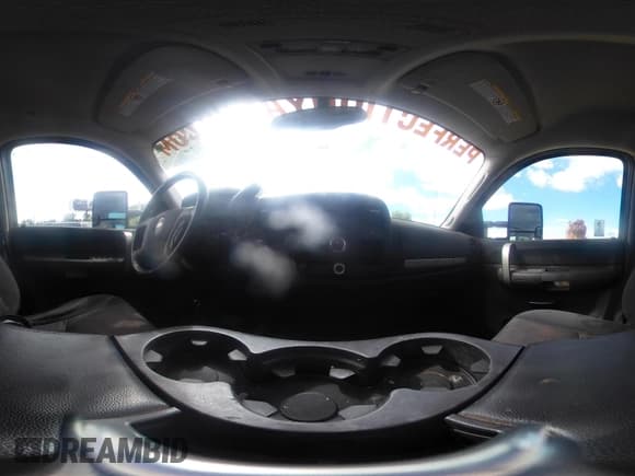 ✅ 2009 Chevrolet Silverado 2500HD LT • VIN: 1GCHK53K49F105402 • Лот: 42217850. Опубликован ранее на IAAI с пробегом 141 719 миль. Бесплатный доступ к архиву аукционных продаж из США и подробный отчёт об истории автомобиля на DreamBid. Изображение 18.