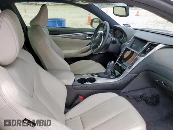 ✅ 2017 Infiniti Q60 Sport • VIN: JN1EV7EK0HM360449 • Лот: 69039735. Опубликован ранее на Copart с пробегом 82 533 миль. Бесплатный доступ к архиву аукционных продаж из США и подробный отчёт об истории автомобиля на DreamBid. Изображение 7.