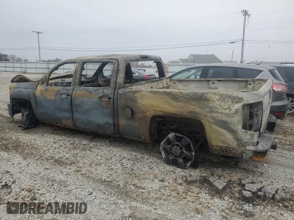 ✅ 2019 Chevrolet Silverado 2500HD LTZ • VIN: 1GC1KTEYXKF200477 • Лот: 93405675. Опубликован ранее на Copart с пробегом Не указан. Бесплатный доступ к архиву аукционных продаж из США и подробный отчёт об истории автомобиля на DreamBid. Изображение 2.