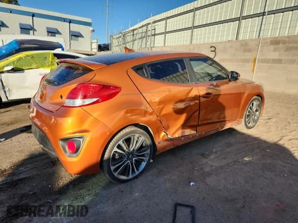 ✅ 2016 Hyundai Veloster Turbo • VIN: KMHTC6AE6GU297193 • Lot: 91135935. Listed on Copart with 74,621 mi. Free auction sales archive from the USA and detailed vehicle history report at DreamBid. Image 3.