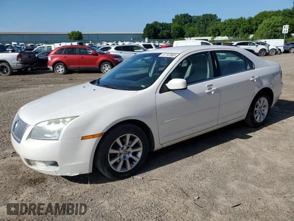 ✅ 2009 Mercury Milan • VIN: 3MEHM07Z79R621310 • Lot: 61747865. Listed on Copart with 77,143 mi. Free auction sales archive from the USA and detailed vehicle history report at DreamBid. Image 1.