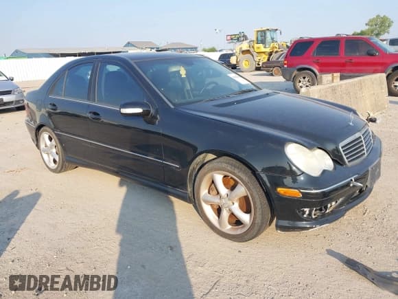 ✅ 2006 Mercedes-Benz C 230 Sport • VIN: WDBRF52H96A910981 • Lot: 43212995. Wystawiony na IAAI z przebiegiem Nie podano. Bezpłatny archiwum sprzedaży aukcyjnych z USA i szczegółowy raport historii pojazdu na DreamBid. Zdjęcie 1.