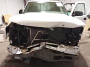 ✅ 2005 Chevrolet Silverado 2500HD LS • VIN: 1GCHK23U55F899336 • Lot: 41635266. Wystawiony na IAAI z przebiegiem 299 032 mil. Bezpłatny archiwum sprzedaży aukcyjnych z USA i szczegółowy raport historii pojazdu na DreamBid. Zdjęcie 6.