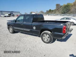 ✅ 2004 Chevrolet Silverado 1500 LS • VIN: 2GCEC19V841207487 • Лот: 77824684. Опубликован ранее на Copart с пробегом Не указан. Бесплатный доступ к архиву аукционных продаж из США и подробный отчёт об истории автомобиля на DreamBid. Изображение 2.