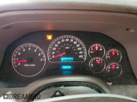 ✅ 2004 GMC Envoy SLE • VIN: 1GKDT13SX42373881 • Lot: 68672365. Listed on Copart with 200,806 mi. Free auction sales archive from the USA and detailed vehicle history report at DreamBid. Image 9.