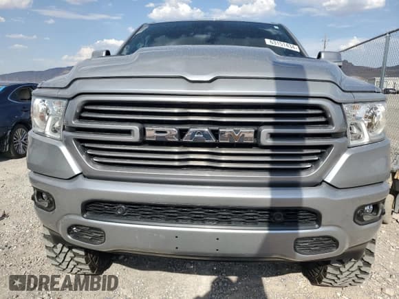 ✅ 2022 Ram 1500 Laramie • VIN: 1C6SRFJM7NN224144 • Лот: 63151434. Опубликован ранее на Copart с пробегом 22 497 миль. Бесплатный доступ к архиву аукционных продаж из США и подробный отчёт об истории автомобиля на DreamBid. Изображение 5.