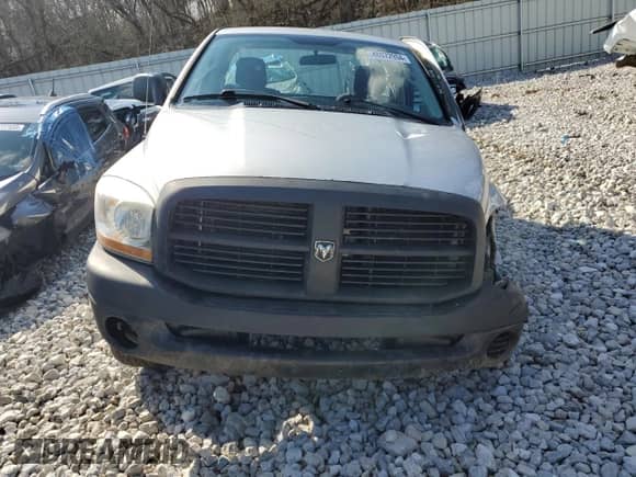 2006 Dodge 1500 ST z VIN 1D7HA16K16J177311, wystawiony jako Copart lot #48072934 z przebiegiem Nie podano mil oraz Szkoda całkowita • Salvage title. Historia ofert i sprzedaży dostępna na DreamBid. Obrazek 5.