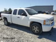 ✅ 2009 Chevrolet Silverado 1500 • VIN: 2GCEC290991103382 • Lot: 76093724. Wystawiony na Copart z przebiegiem 412 926 mil. Bezpłatny archiwum sprzedaży aukcyjnych z USA i szczegółowy raport historii pojazdu na DreamBid. Zdjęcie 4.