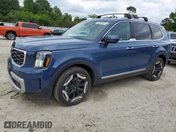 ✅ 2023 Kia Telluride S • VIN: 5XYP6DGC0PG353346 • Lot: 55892605. Listed on Copart with 50,604 mi. Free auction sales archive from the USA and detailed vehicle history report at DreamBid. Image 1.