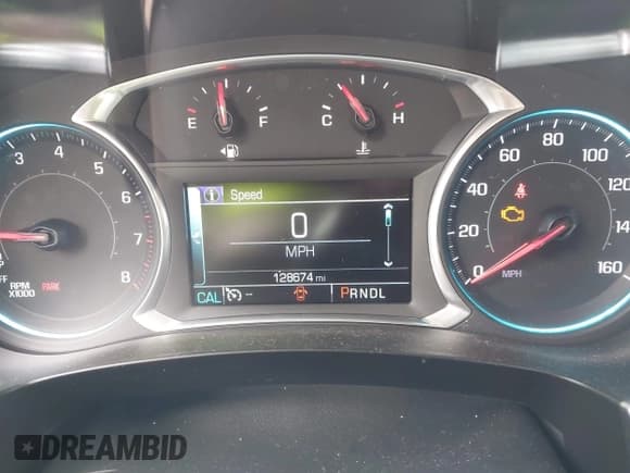 ✅ 2018 Chevrolet Traverse LT Cloth • VIN: 1GNERGKW4JJ139072 • Lot: 43745801. Listed on IAAI with 128,674 mi. Free auction sales archive from the USA and detailed vehicle history report at DreamBid. Image 7.