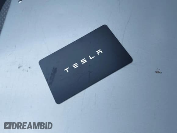 ✅ 2019 Tesla Model 3 Long Range • VIN: 5YJ3E1EB4KF384982 • Lot: 43300147. Wystawiony na IAAI z przebiegiem 67 472 mil. Bezpłatny archiwum sprzedaży aukcyjnych z USA i szczegółowy raport historii pojazdu na DreamBid. Zdjęcie 11.