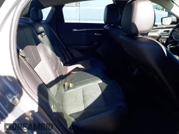 ✅ 2018 Chevrolet Impala LT • VIN: 2G1105S3XJ9107307 • Лот: 73770874. Опубликован ранее на Copart с пробегом 91 646 миль. Бесплатный доступ к архиву аукционных продаж из США и подробный отчёт об истории автомобиля на DreamBid. Изображение 10.