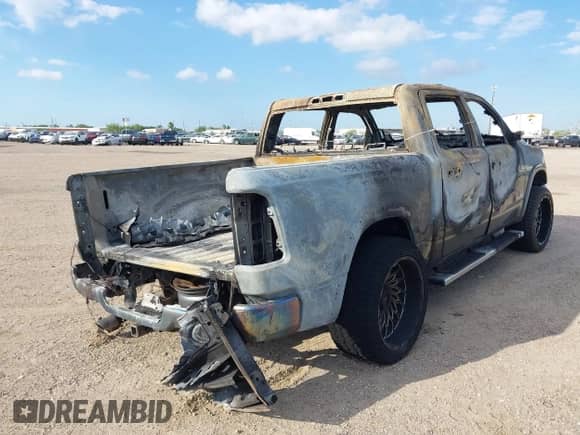 2022 Ram 1500 Laramie с VIN 1C6RREJT4NN354740, выставлен на аукционе IAAI как лот 43256699 с пробегом Не указан миль и . История ставок и продаж доступна на DreamBid. Изображение 4.