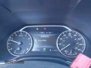 ✅ 2017 Nissan Maxima SL • VIN: 1N4AA6AP1HC400116 • Lot: 43661322. Wystawiony na IAAI z przebiegiem 190 077 mil. Bezpłatny archiwum sprzedaży aukcyjnych z USA i szczegółowy raport historii pojazdu na DreamBid. Zdjęcie 7.