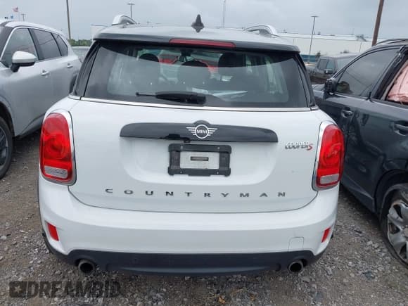 ✅ 2019 MINI Countryman Cooper S • VIN: WMZYT5C59K3G91676 • Lot: 42766750. Wystawiony na IAAI z przebiegiem 52 005 mil. Bezpłatny archiwum sprzedaży aukcyjnych z USA i szczegółowy raport historii pojazdu na DreamBid. Zdjęcie 16.