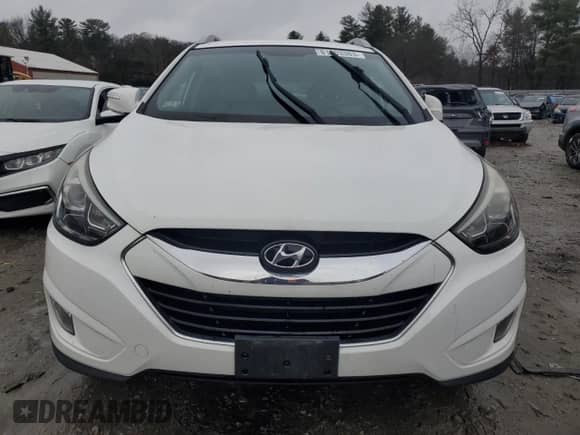 2015 Hyundai Tucson SE z VIN KM8JUCAG1FU116665, wystawiony jako Copart lot #81903383 z przebiegiem 93 188 mil mil oraz . Historia ofert i sprzedaży dostępna na DreamBid. Obrazek 5.