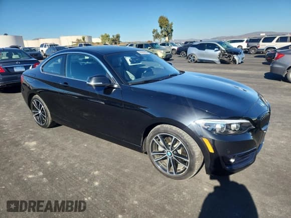 ✅ 2020 BMW 2 Series 230i • VIN: WBA2J1C0XL7F82577 • Lot: 90359535. Listed on Copart with 36,944 mi. Free auction sales archive from the USA and detailed vehicle history report at DreamBid. Image 4.