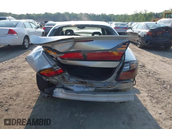 ✅ 2002 Pontiac Bonneville SLE • VIN: 1G2HY54K924228163 • Lot: 42474557. Wystawiony na IAAI z przebiegiem 132 862 mil. Bezpłatny archiwum sprzedaży aukcyjnych z USA i szczegółowy raport historii pojazdu na DreamBid. Zdjęcie 17.