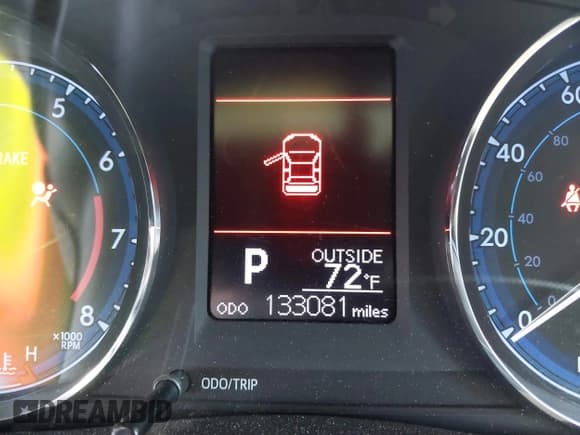 ✅ 2018 Toyota Corolla L • VIN: 2T1BURHE5JC072563 • Лот: 43260866. Опубликован ранее на IAAI с пробегом 133 081 миль. Бесплатный доступ к архиву аукционных продаж из США и подробный отчёт об истории автомобиля на DreamBid. Изображение 15.