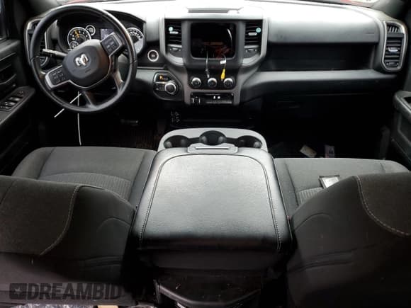 ✅ 2021 Ram 3500 Tradesman • VIN: 3C63R3GJ2MG623731 • Lot: 43449385. Wystawiony na Copart z przebiegiem 64 609 mil. Bezpłatny archiwum sprzedaży aukcyjnych z USA i szczegółowy raport historii pojazdu na DreamBid. Zdjęcie 8.