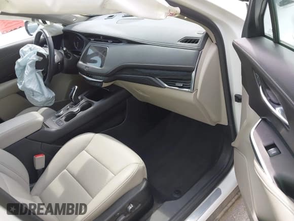 ✅ 2022 Cadillac XT4 FWD Premium Luxury • VIN: 1GYFZCR44NF144494 • Lot: 42072181. Listed on IAAI with 41,891 mi. Free auction sales archive from the USA and detailed vehicle history report at DreamBid. Image 5.