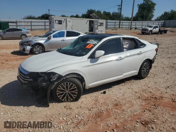 ✅ 2019 Volkswagen Jetta S • VIN: 3VWC57BU8KM085271 • Лот: 84463495. Опубликован ранее на Copart с пробегом 38 902 миль. Бесплатный доступ к архиву аукционных продаж из США и подробный отчёт об истории автомобиля на DreamBid. Изображение 1.
