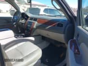 ✅ 2007 Chevrolet Avalanche LTZ • VIN: 3GNFK12357G123484 • Lot: 41881886. Listed on IAAI with 181,223 mi. Free auction sales archive from the USA and detailed vehicle history report at DreamBid. Image 5.