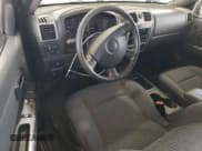 ✅ 2006 Chevrolet Colorado 1LT • VIN: 1GCDT146868260329 • Лот: 62772125. Опубликован ранее на Copart с пробегом 155 036 миль. Бесплатный доступ к архиву аукционных продаж из США и подробный отчёт об истории автомобиля на DreamBid. Изображение 8.