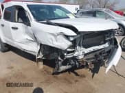 ✅ 2019 Chevrolet Colorado 2WD Work Truck • VIN: 1GCGSBEA7K1302243 • Lot: 42049966. Wystawiony na IAAI z przebiegiem 104 209 mil. Bezpłatny archiwum sprzedaży aukcyjnych z USA i szczegółowy raport historii pojazdu na DreamBid. Zdjęcie 6.