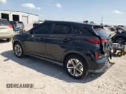 ✅ 2023 Hyundai Kona SE • VIN: KM8K23AG4PU174586 • Лот: 49866654. Опубликован ранее на Copart с пробегом 6 813 миль. Бесплатный доступ к архиву аукционных продаж из США и подробный отчёт об истории автомобиля на DreamBid. Изображение 2.