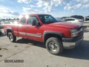 ✅ 2004 Chevrolet Silverado 2500HD LS • VIN: 1GCHK29U24E111656 • Lot: 90936125. Wystawiony na Copart z przebiegiem 196 065 mil. Bezpłatny archiwum sprzedaży aukcyjnych z USA i szczegółowy raport historii pojazdu na DreamBid. Zdjęcie 4.