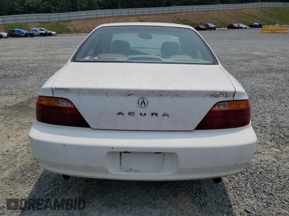 ✅ 1999 Acura TL • VIN: 19UUA564XXA047516 • Лот: 58308905. Опубликован ранее на Copart с пробегом 140 952 миль. Бесплатный доступ к архиву аукционных продаж из США и подробный отчёт об истории автомобиля на DreamBid. Изображение 6.