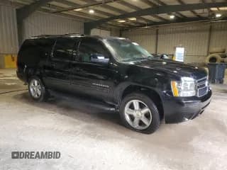 ✅ 2013 Chevrolet Suburban LT • VIN: 1GNSKJE76DR212148 • Lot: 81515794. Wystawiony na Copart z przebiegiem 186 879 mil. Bezpłatny archiwum sprzedaży aukcyjnych z USA i szczegółowy raport historii pojazdu na DreamBid. Zdjęcie 4.
