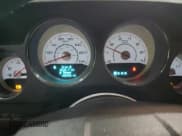 ✅ 2013 Dodge Challenger Rallye Redline • VIN: 2C3CDYAG9DH610688 • Lot: 73033704. Wystawiony na Copart z przebiegiem 155 724 mil. Bezpłatny archiwum sprzedaży aukcyjnych z USA i szczegółowy raport historii pojazdu na DreamBid. Zdjęcie 9.