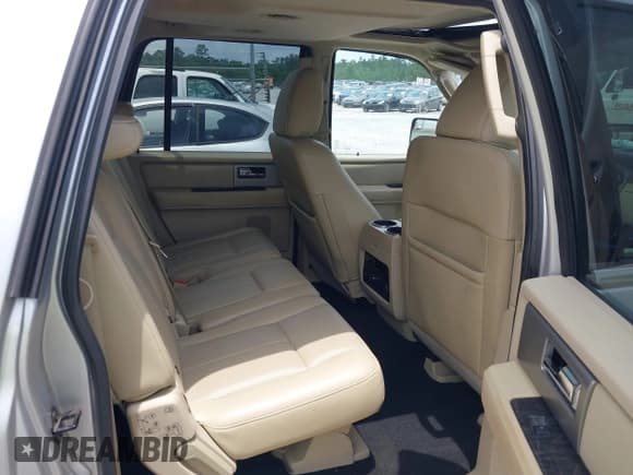 ✅ 2016 Ford Expedition Max Limited • VIN: 1FMJK1KTXGEF46552 • Лот: 42293463. Опубликован ранее на IAAI с пробегом 134 728 миль. Бесплатный доступ к архиву аукционных продаж из США и подробный отчёт об истории автомобиля на DreamBid. Изображение 8.