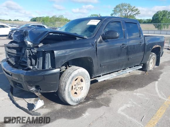 ✅ 2012 Chevrolet Silverado 1500 LTZ • VIN: 3GCPKTE7XCG230435 • Lot: 42315345. Wystawiony na IAAI z przebiegiem 225 544 mil. Bezpłatny archiwum sprzedaży aukcyjnych z USA i szczegółowy raport historii pojazdu na DreamBid. Zdjęcie 2.