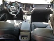 ✅ 2020 Volvo S60 Momentum • VIN: 7JR102FK5LG042296 • Lot: 59400823. Wystawiony na Copart z przebiegiem 19 930 mil. Bezpłatny archiwum sprzedaży aukcyjnych z USA i szczegółowy raport historii pojazdu na DreamBid. Zdjęcie 8.