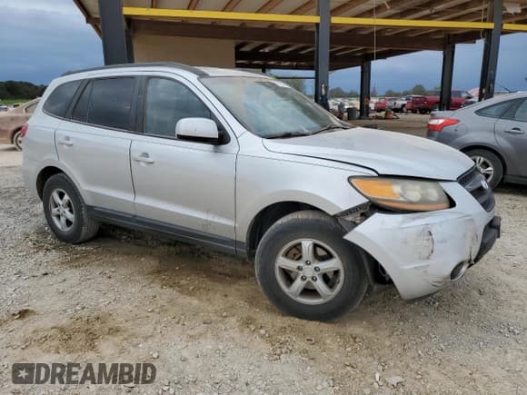✅ 2008 Hyundai Santa Fe GLS • VIN: 5NMSG13D08H132289 • Lot: 78752444. Listed on Copart with 188,131 mi. Free auction sales archive from the USA and detailed vehicle history report at DreamBid. Image 4.