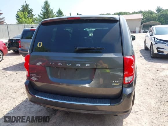 ✅ 2018 Dodge Grand Caravan GT • VIN: 2C4RDGEG6JR145920 • Lot: 42739004. Wystawiony na IAAI z przebiegiem 176 205 mil. Bezpłatny archiwum sprzedaży aukcyjnych z USA i szczegółowy raport historii pojazdu na DreamBid. Zdjęcie 16.