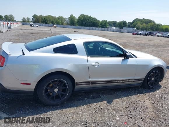 ✅ 2012 Ford Mustang V6 • VIN: 1ZVBP8AM4C5234747 • Lot: 43123966. Listed on IAAI with 196,457 mi. Free auction sales archive from the USA and detailed vehicle history report at DreamBid. Image 13.