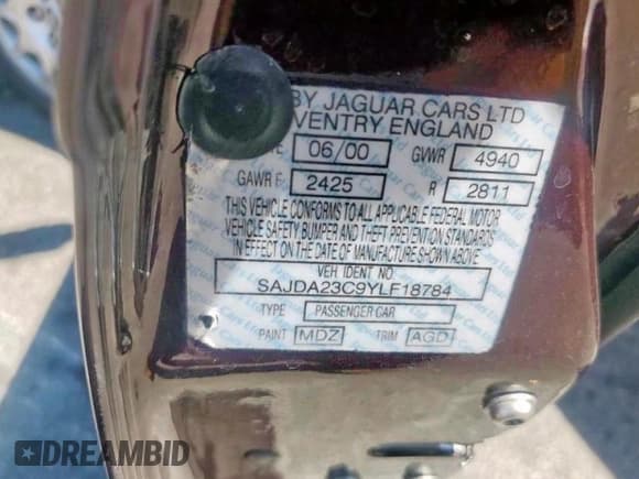 ✅ 2000 Jaguar XJ • VIN: SAJDA23C9YLF18784 • Лот: 91946295. Опубликован ранее на Copart с пробегом 81 605 миль. Бесплатный доступ к архиву аукционных продаж из США и подробный отчёт об истории автомобиля на DreamBid. Изображение 10.